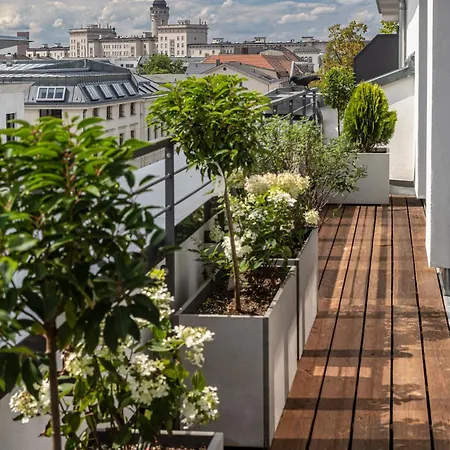 Modernes & Exklusives Penthouse In Top-lage Mit Dachterrasse & Tiefgarage