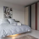 Modernes & Exklusives Penthouse In Top-lage Mit Dachterrasse & Tiefgarage