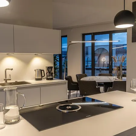Apartmán Modernes & Exklusives Penthouse In Top-lage Mit Dachterrasse & Tiefgarage Lipsko