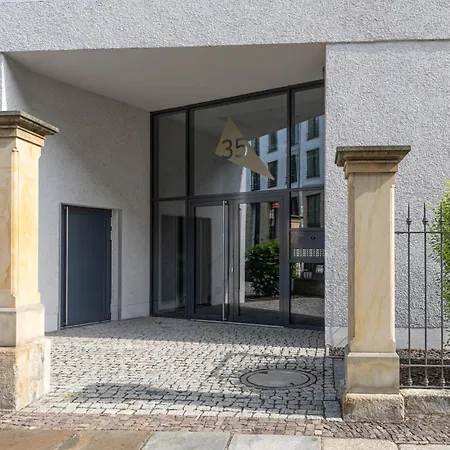 Modernes & Exklusives Penthouse In Top-lage Mit Dachterrasse & Tiefgarage Leipzig