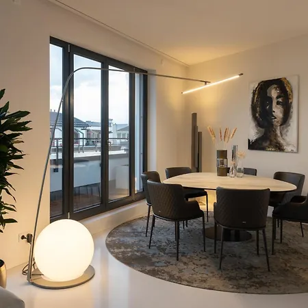 Modernes & Exklusives Penthouse In Top-lage Mit Dachterrasse & Tiefgarage Apartmán Lipsko