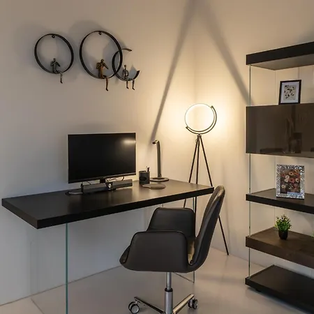 Apartman Modernes & Exklusives Penthouse In Top-lage Mit Dachterrasse & Tiefgarage Lipcse