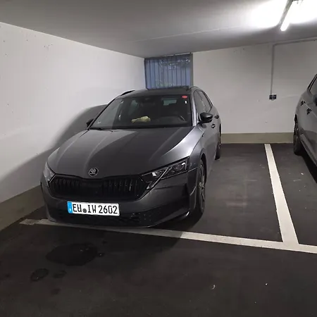 Modernes & Exklusives Penthouse In Top-lage Mit Dachterrasse & Tiefgarage דירה *