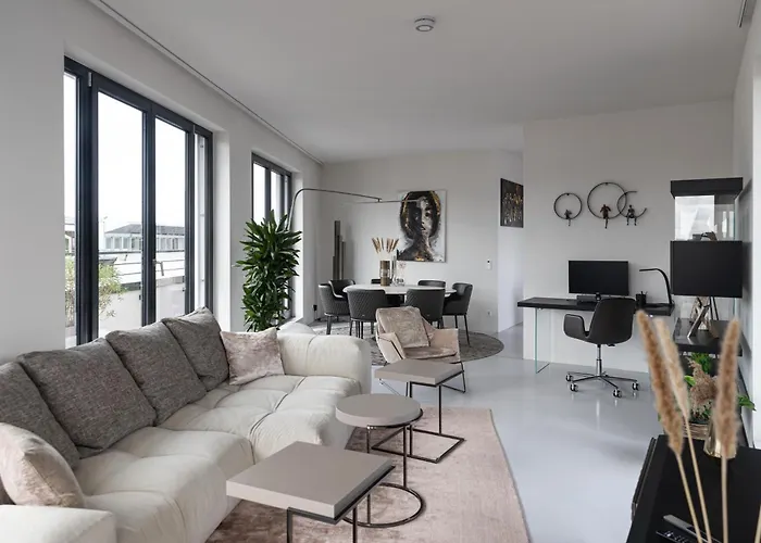 Modernes & Exklusives Penthouse In Top-lage Mit Dachterrasse & Tiefgarage Appartement *