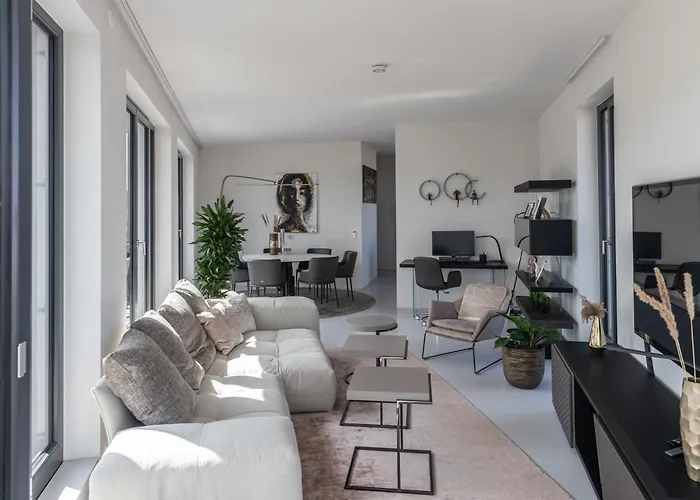 Modernes & Exklusives Penthouse In Top-lage Mit Dachterrasse & Tiefgarage * Leipzig