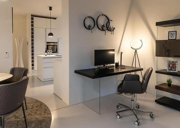 Modernes & Exklusives Penthouse In Top-lage Mit Dachterrasse & Tiefgarage Appartement Leipzig