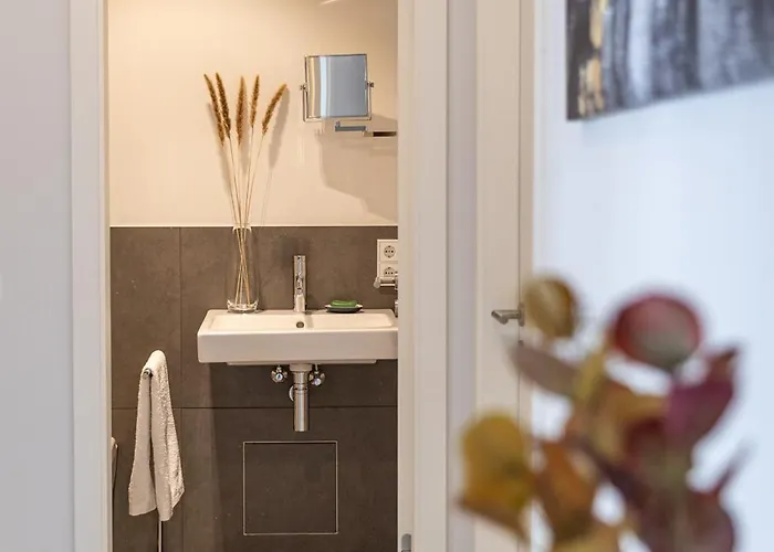 Modernes & Exklusives Penthouse In Top-lage Mit Dachterrasse & Tiefgarage Appartement *